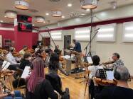 Emanuele Bossi dirige Gli Archi della Roma Film Orchestra - 01