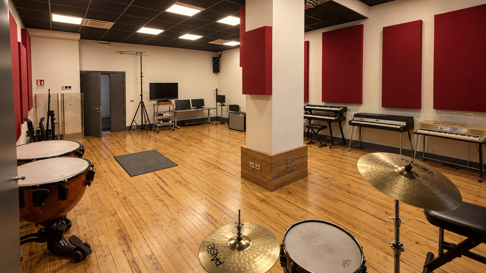 Digital Records Live Room B with drums, Fender Rhodes, Wurlitzer, keyboards and Fender Twin Reverb